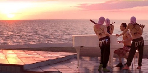 SPRING BREAKERS (2012)